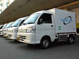 冷凍軽貨物運送の様子の写真01